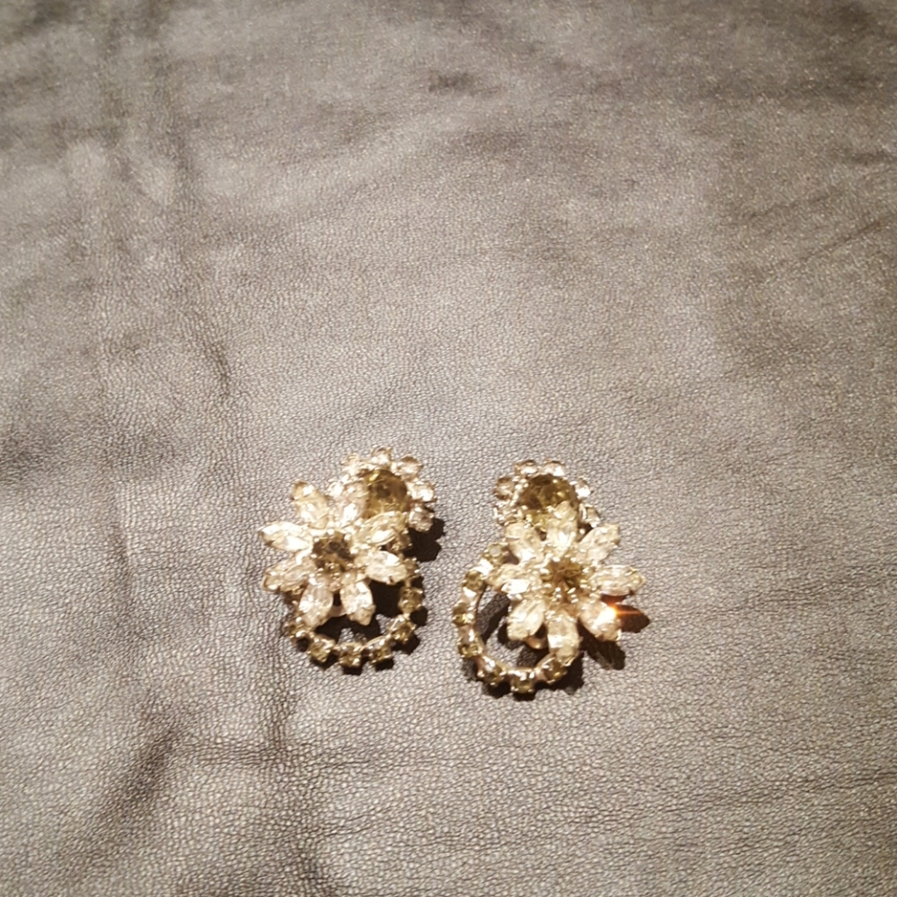 Bellini Vintage Rhinestone Earrings